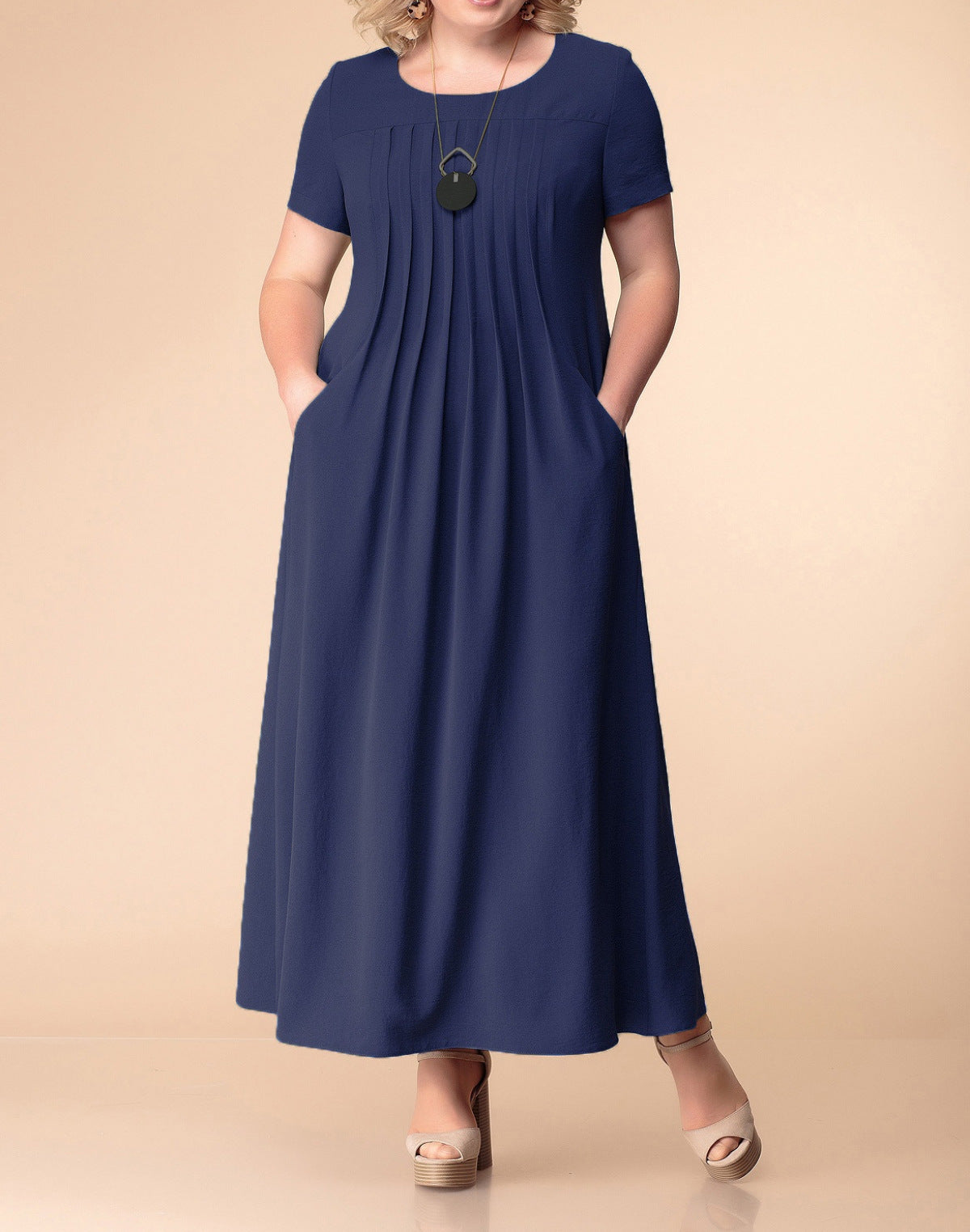 Plus Size Female Solid Color Round Neck Short Sleeves Dress