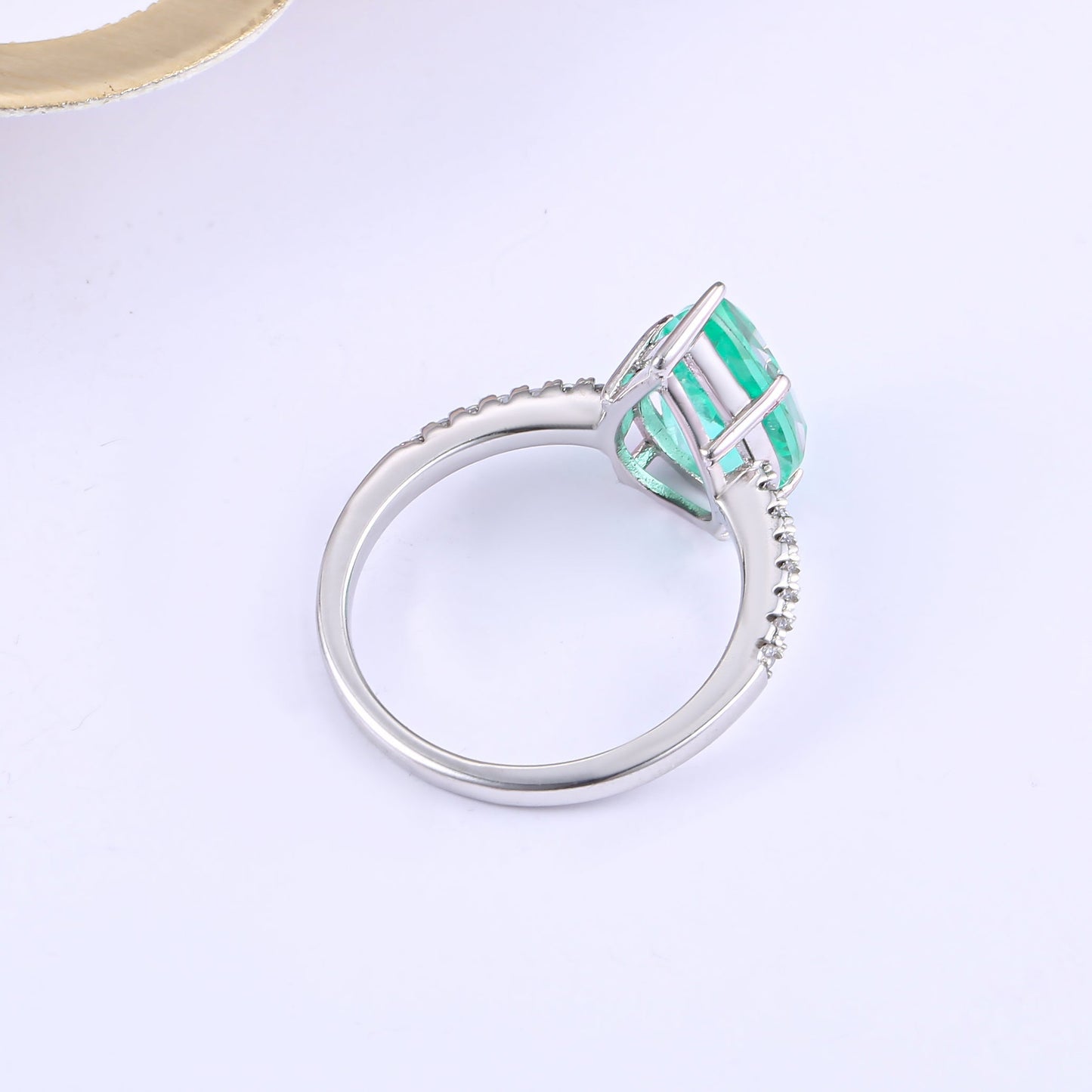 Classic pear shape tourmaline paraiba ring